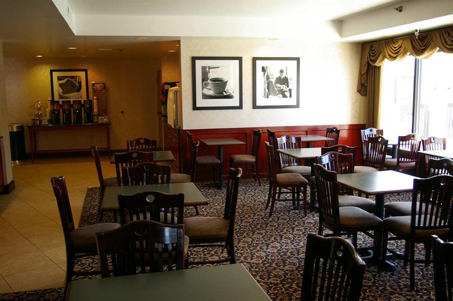 Hampton Inn Eden Екстериор снимка